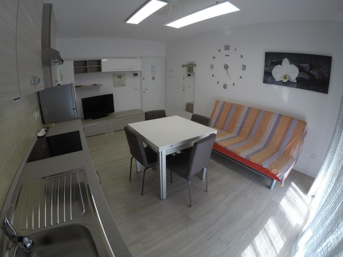Residence Caorle Trilocale Con Piscina - Agenzia Cocal Екстериор снимка